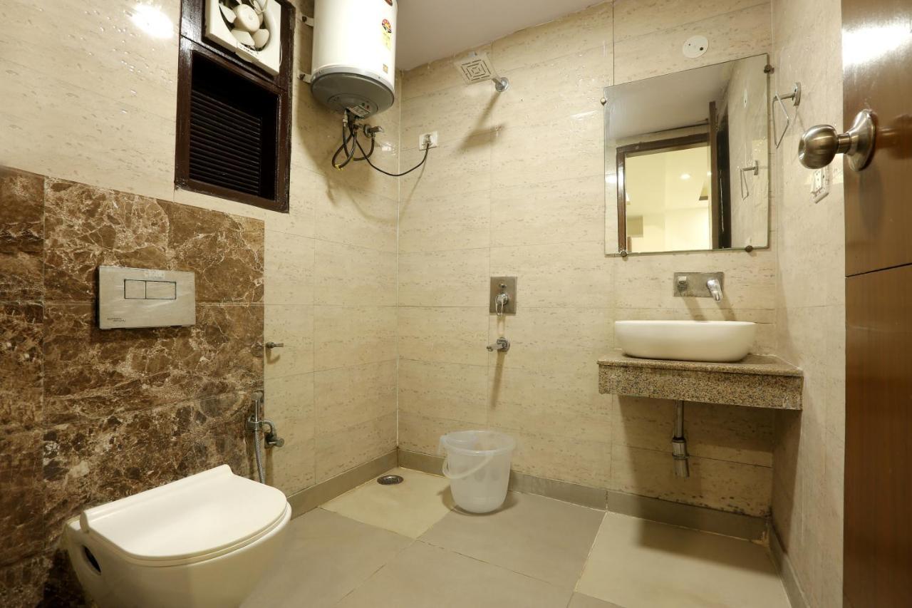 Hotel Qualia Suites At Delhi Airport 新德里 外观 照片