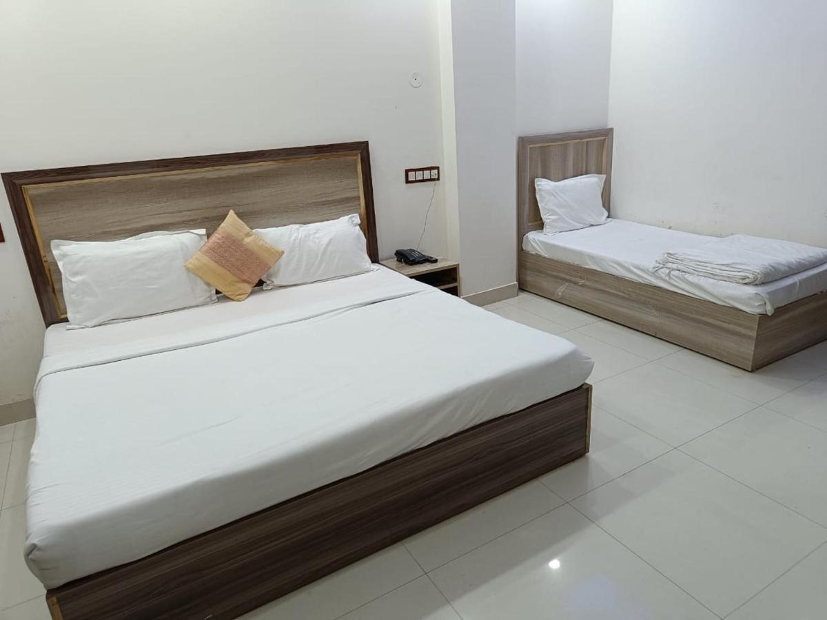 Hotel Qualia Suites At Delhi Airport 新德里 外观 照片